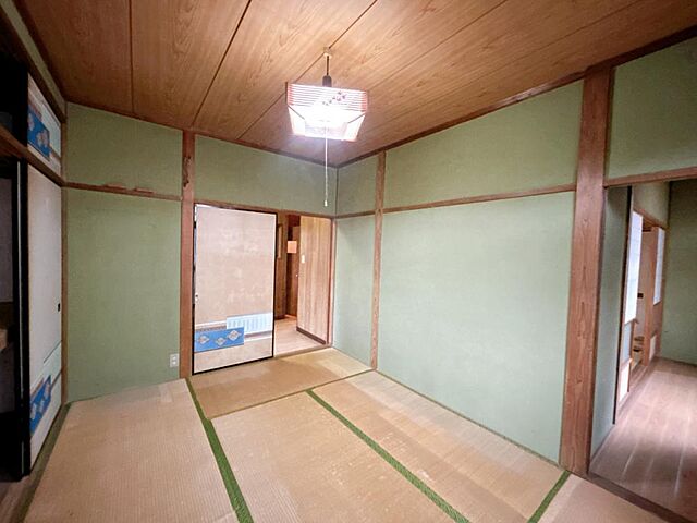 室内 荒尾市西原町2丁目12-2