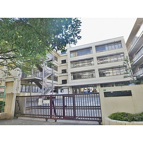 中学校「練馬区立光が丘第二中学校まで430ｍ」