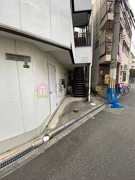 建物エントランス