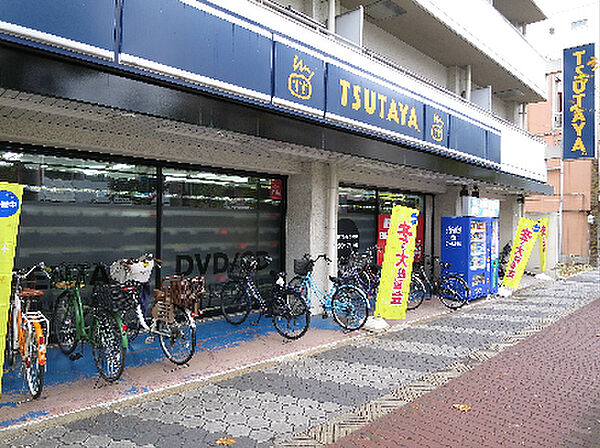 画像11:TSUTAYA 西田辺店（817m）