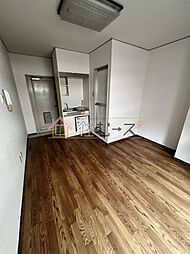 居間