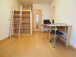 レオパレスフィオレ2 4階1Kのリビング/ダイニング