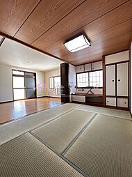 居間