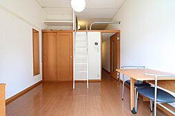 レオパレスクリスタル 1階1Kのリビング/ダイニング