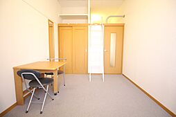 レオパレス大池橋 4階1Kのリビング/ダイニング