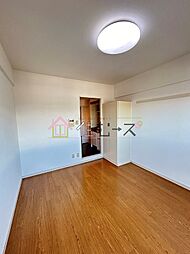 デ・リード塚本 6階ワンルームのリビング/ダイニング