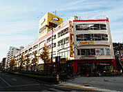 MEGAドン・キホーテ弁天町店（475m）