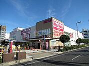 Maxvalu（マックスバリュ） 塩草店（629m）