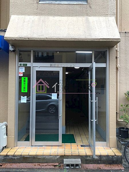 建物エントランス