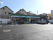ファミリーマート 東大阪箱殿町店（1086m）