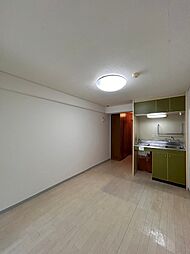シャンボール第3新大阪 1LDKの写真