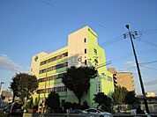 生野愛和病院（985m）