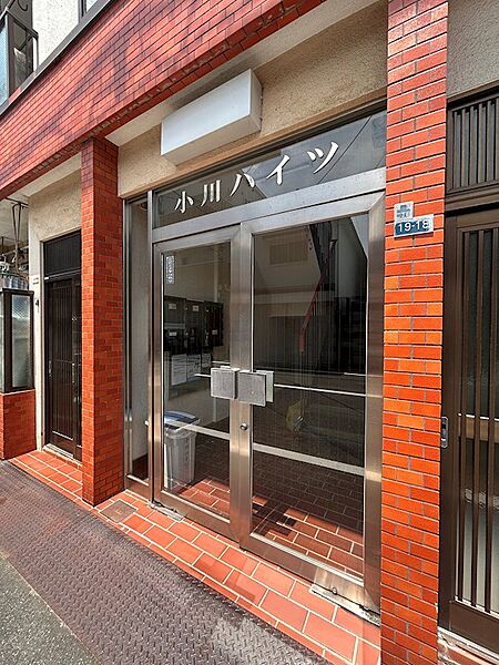 建物エントランス