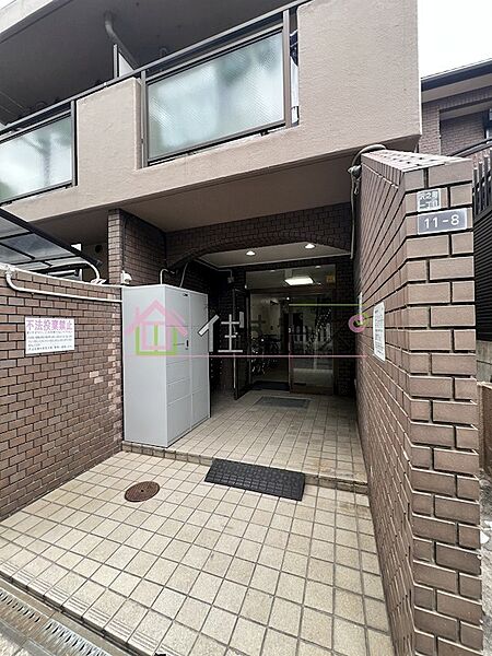 建物エントランス