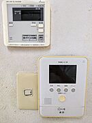 モニター付きインターホンに追い炊き機能付の給湯器♪