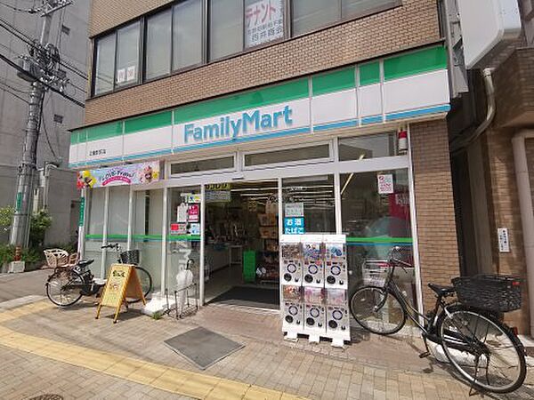 画像4:【コンビニエンスストア】ファミリーマート 白鷺駅前店まで378ｍ