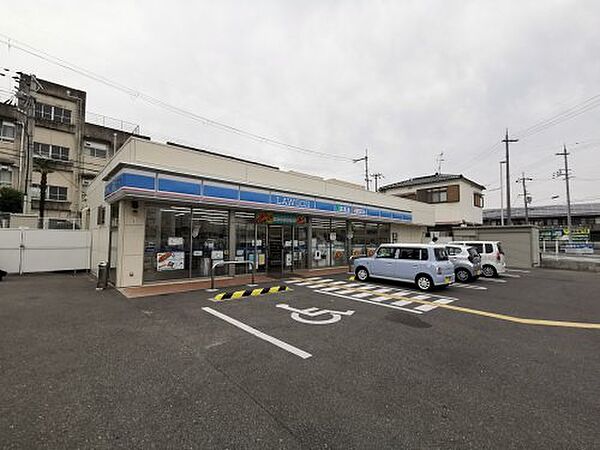 周辺：【コンビニエンスストア】ローソン 堺丈六店まで467ｍ