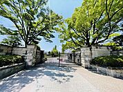 みよし市南部小学校校訓「すなおで・かしこく・すこやかに」 750m