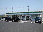 ファミリーマート 甲西三雲店（653m）