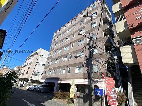 サンロイヤル新屋敷 ｜鹿児島県鹿児島市新屋敷町(賃貸マンション2LDK・5階・41.37㎡)の写真 その1