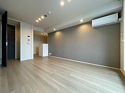 シャーメゾンエレガント 2階1LDKのリビング/ダイニング