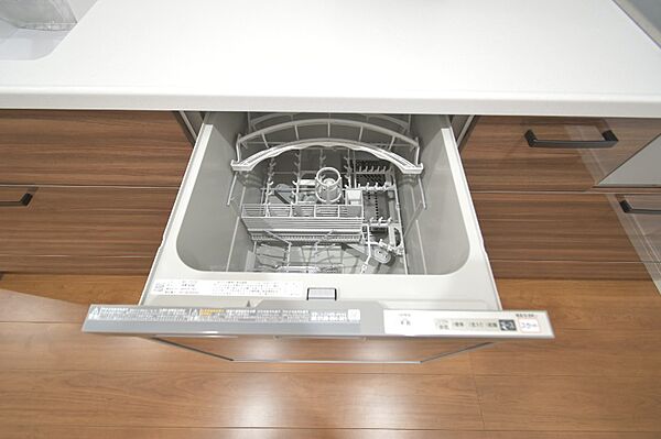 画像13:食器洗浄乾燥機