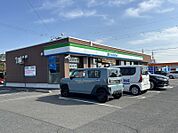ファミリーマート国分広瀬店 565m