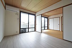 居間