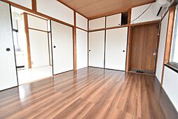 居間