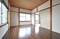 居間