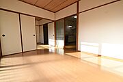 洋室6帖（ベランダ側）