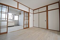 居間