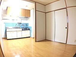 居間