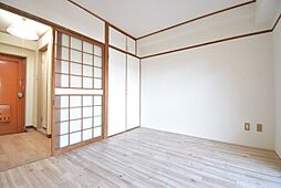 居間