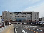 病院「信州大学医学部附属病院まで1358m」