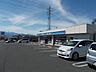 周辺：コンビニ「ローソン　松本寿北八丁目店まで1100m」