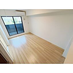 プレシャス・アイル 2階2LDKのリビング/ダイニング