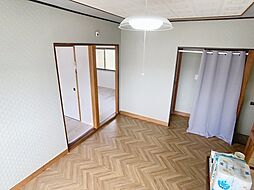 居間
