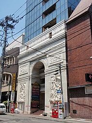 凱旋門ビル B-E・F