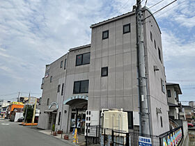 アビックス英賀保駅前  ｜ 兵庫県姫路市飾磨区英賀保駅前町（賃貸マンション1DK・3階・33.75㎡） その1