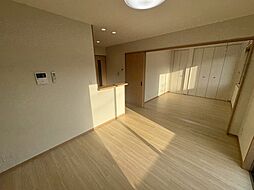 ユアメゾン余部 1階2LDKのリビング/ダイニング