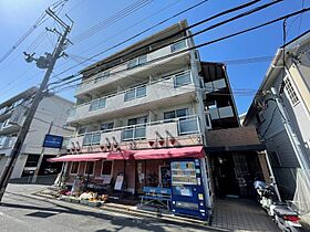 ツインビルB棟  ｜ 大阪府枚方市上島町（賃貸マンション1R・4階・18.27㎡） その1