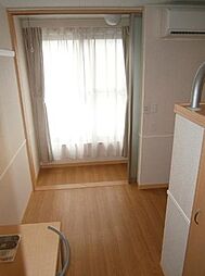 レオパレスリュエル 103 1階1Kのリビング/ダイニング