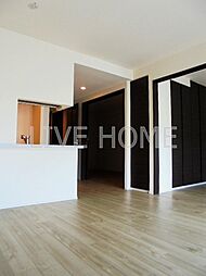 都営大江戸線 西新宿五丁目駅 徒歩8分の賃貸マンション 4階2LDKのリビング/ダイニング