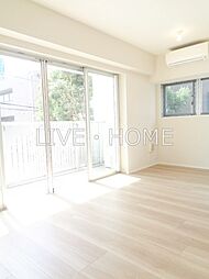 JR総武線 中野駅 徒歩5分の賃貸マンション 2階2LDKのリビング/ダイニング