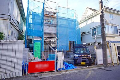 外観：「武蔵境」駅2路線が利用できる便利な住環境。暮らしやすい4LDKの新築戸建が販売されました。