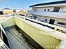 バルコニー：東側洋室に面したバルコニー。