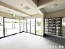 その他：集合ポストは、建物内各フロアへの不審者の侵入を防ぐことができ、防犯面で安心できますね。