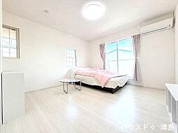 津島市中一色町市場:洋室