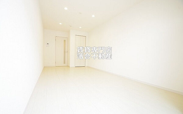 画像14:白基調の綺麗なお部屋